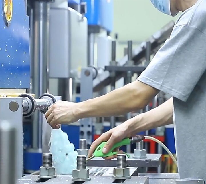 Home 3 geedyn home customer visit15