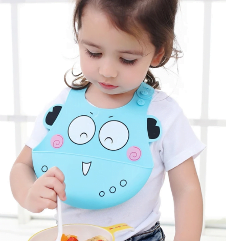 Silicone baby bib:A good assistant for keeping baby tidy 1 兜1